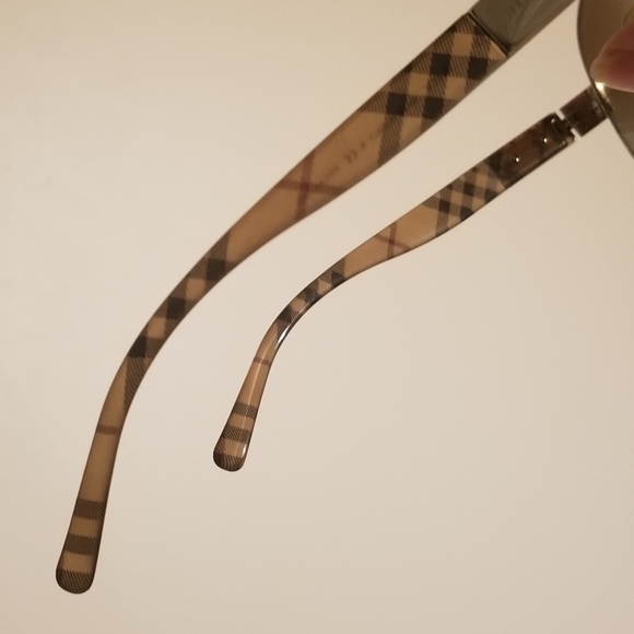 ⭐Vintage Burberry Aviators - Picture 6 of 7